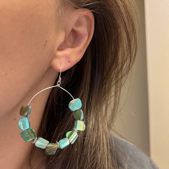 Bohemian Green Abalone Shell Beaded Dangle Hoop Earrings NEW - Picture 4 of 6